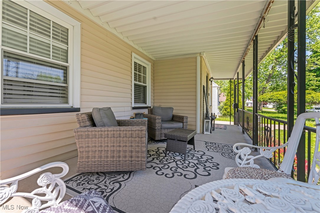 379 Foster Drive, Warren, Ohio image 6