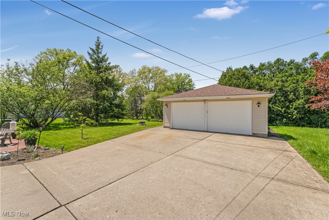 379 Foster Drive, Warren, Ohio image 9