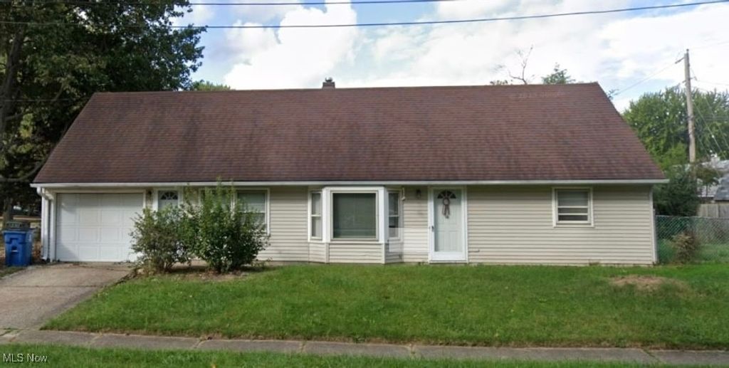 Photo of 699 Irving Park Boulevard, Sheffield Lake, OH 44054 (MLS # 5175067)