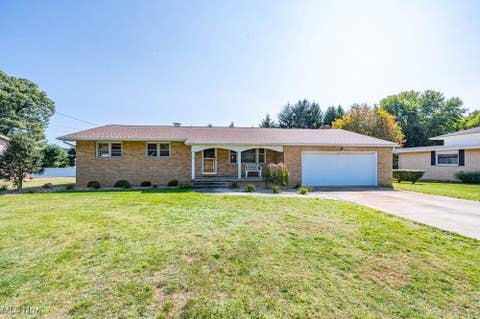Photo for 120 Robin Hood Drive