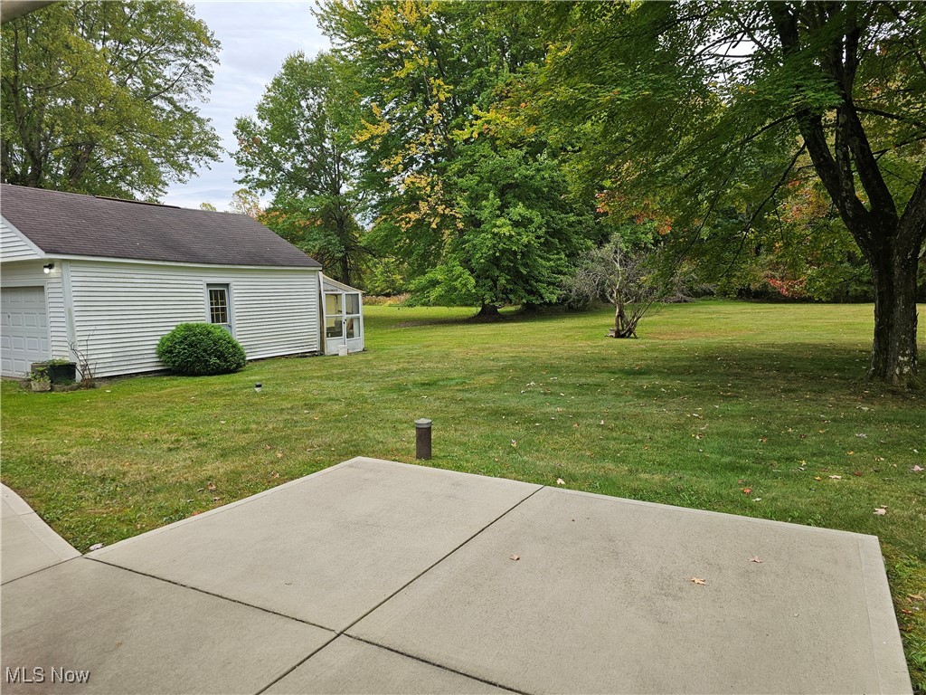 8127 Cedar Road, Chesterland, Ohio image 33