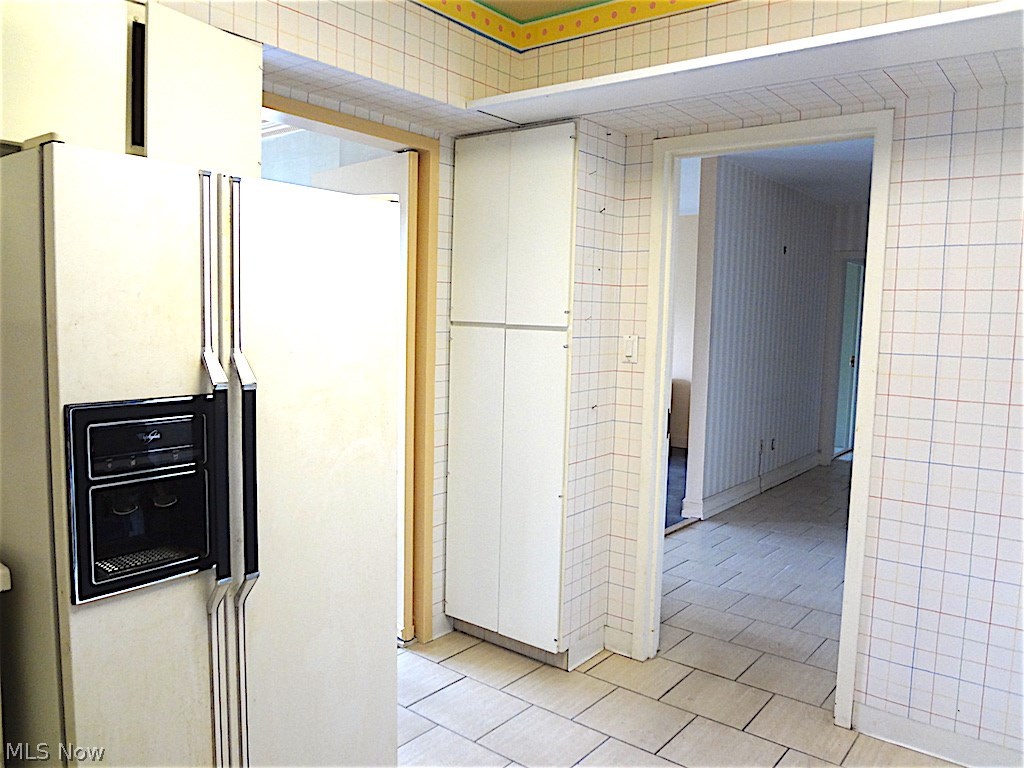 One Bratenahl Place Condo - Residential