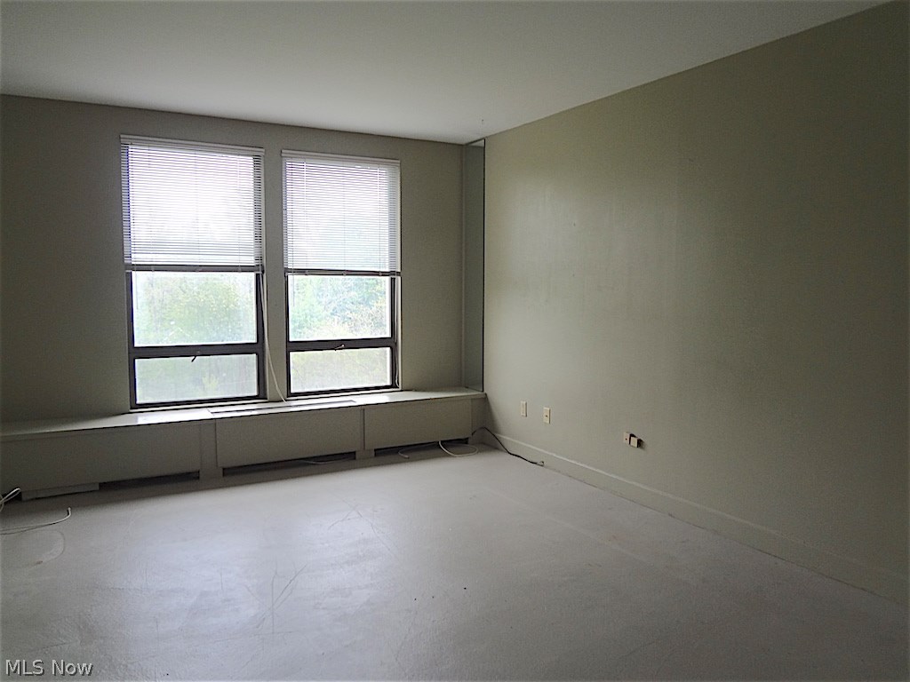 One Bratenahl Place Condo - Residential