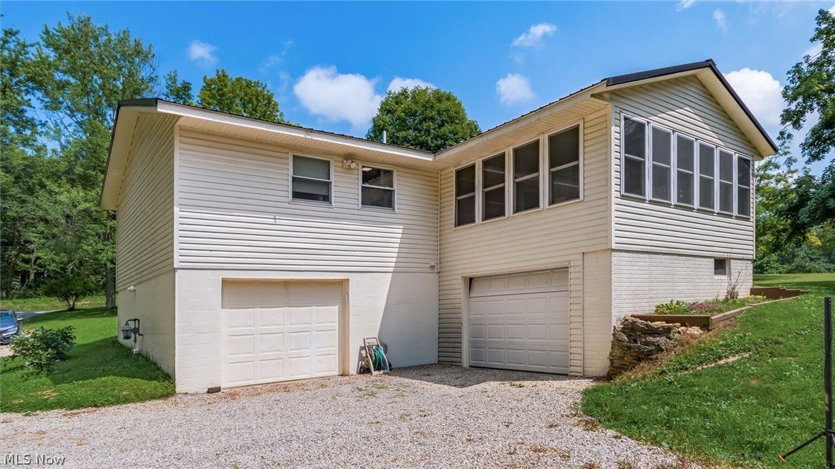4280 Red Bud Road