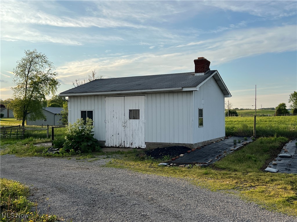 7376 S Honeytown Road, Fredericksburg, Ohio image 18
