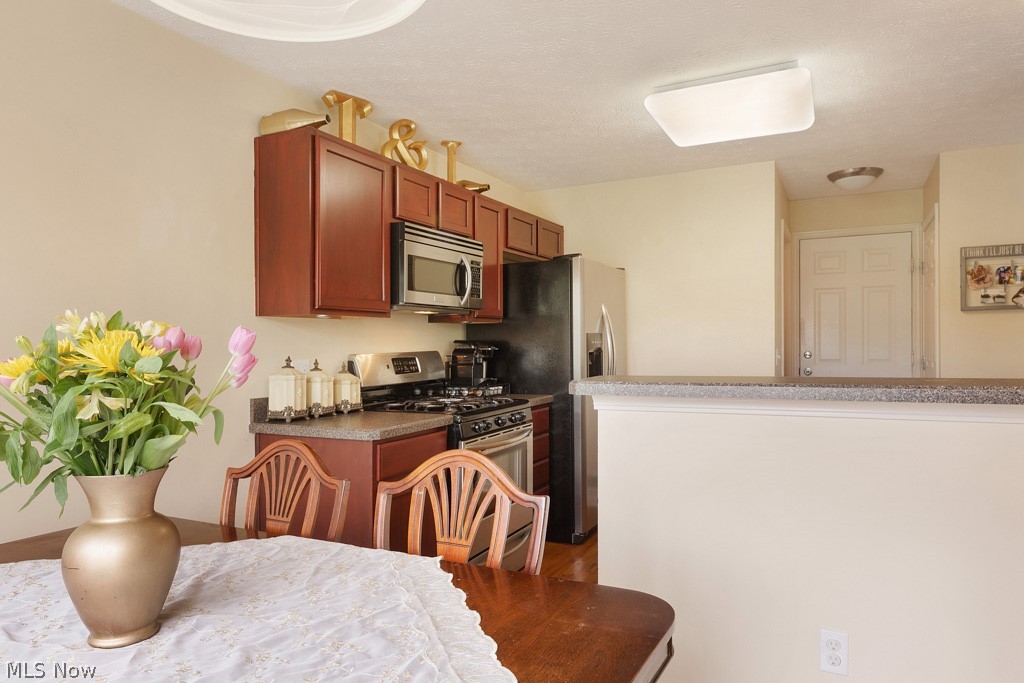 New Hampton Ph 02 - Residential