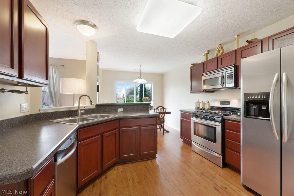 New Hampton Ph 02 - Residential