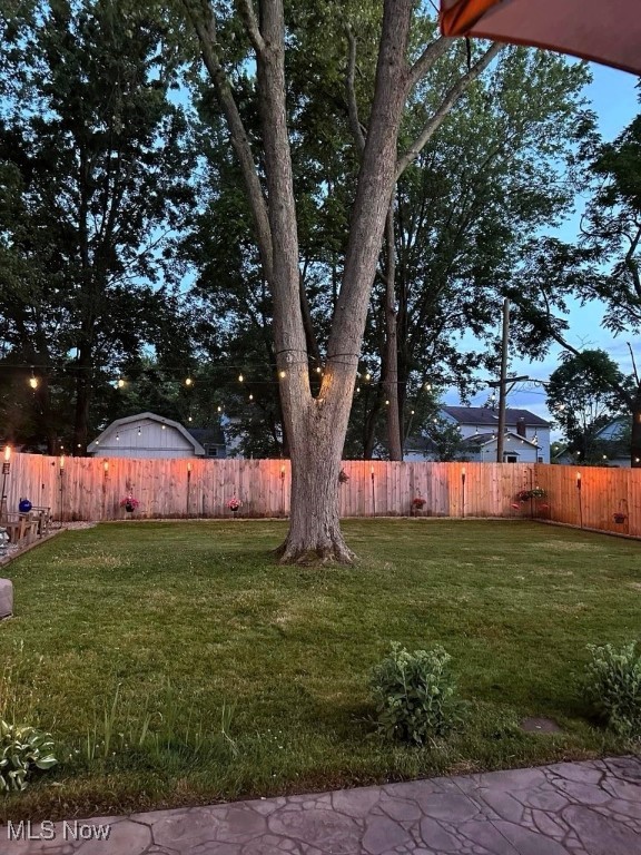 8488 Hallnorth Drive, Mentor, Ohio image 20