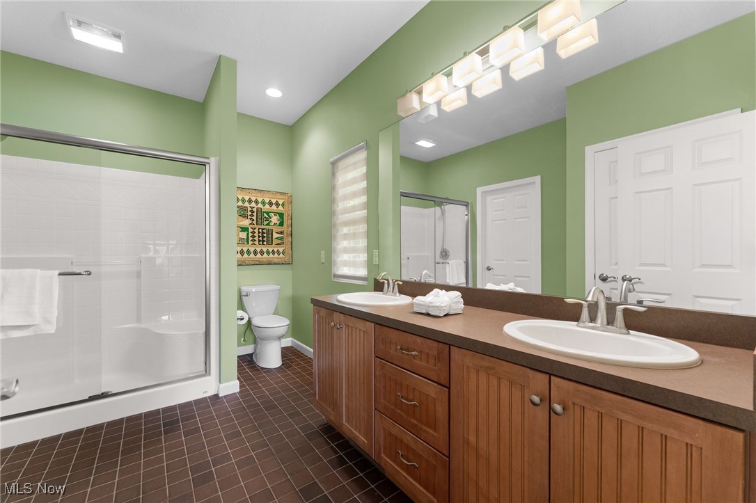593 Cahoon Ledges Drive, Bay Village, Ohio image 18