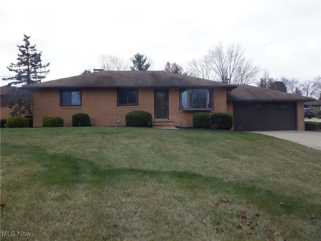 248 Gladys Drive, Brunswick, Ohio image 3