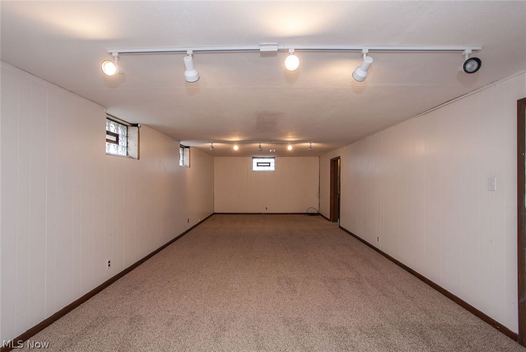 Rocky River Park 02 - Residential