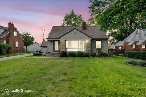 6548 Ridgewood Lakes Drive Parma OH 44129