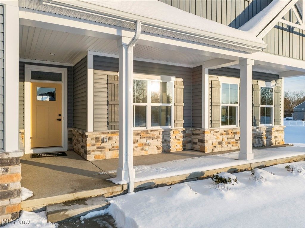 Photo of 3458 Marys Way Avenue NW, Massillon, OH 44646 (MLS # 5184538)