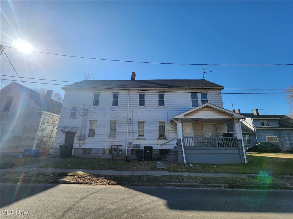 If you are looking to add a duplex to your real estate portfolio, look no further. With the down unit being rented at $775/month through 11/2025, you can focus all your attention on renovating the up unit. Each unit features spacious kitchens, dining rooms, and living rooms.