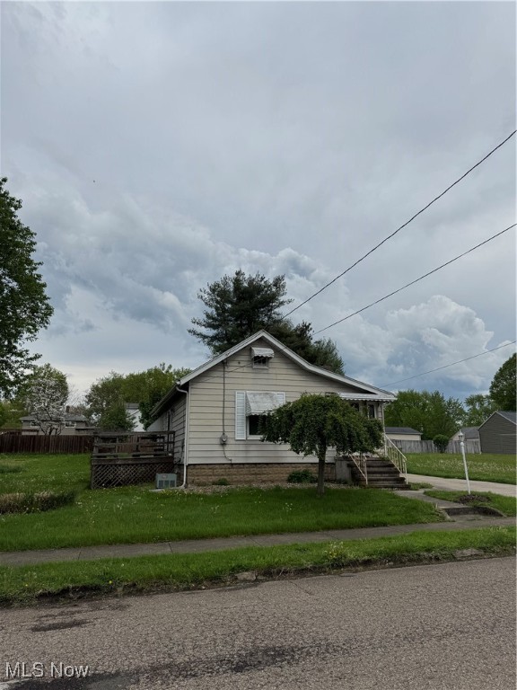 251 30th Street, Barberton, Ohio image 8