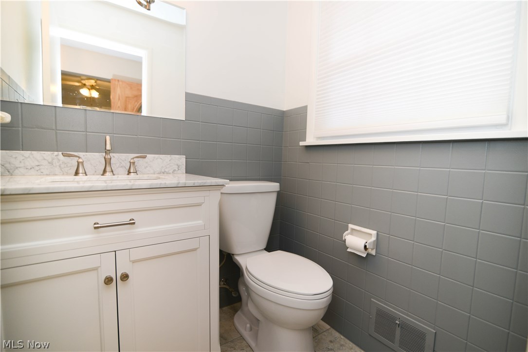 Elm Knoll Heights 1 - Residential