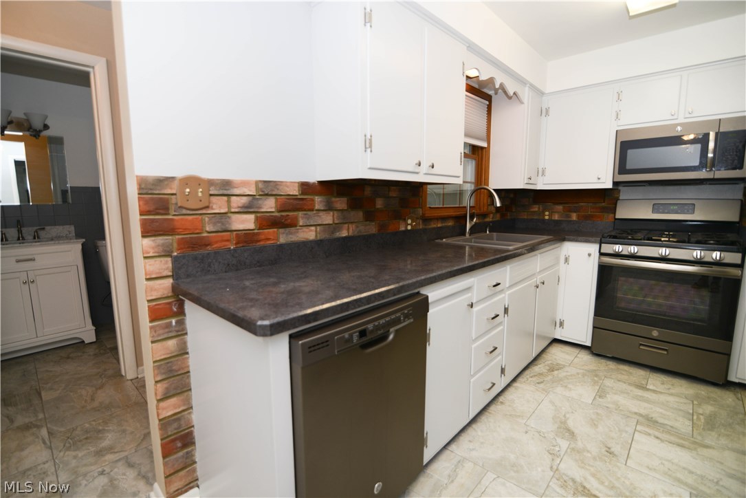 Elm Knoll Heights 1 - Residential