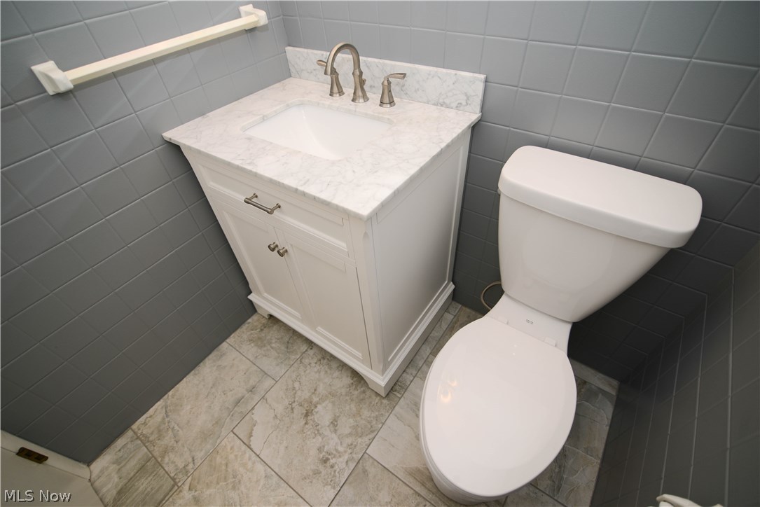 Elm Knoll Heights 1 - Residential