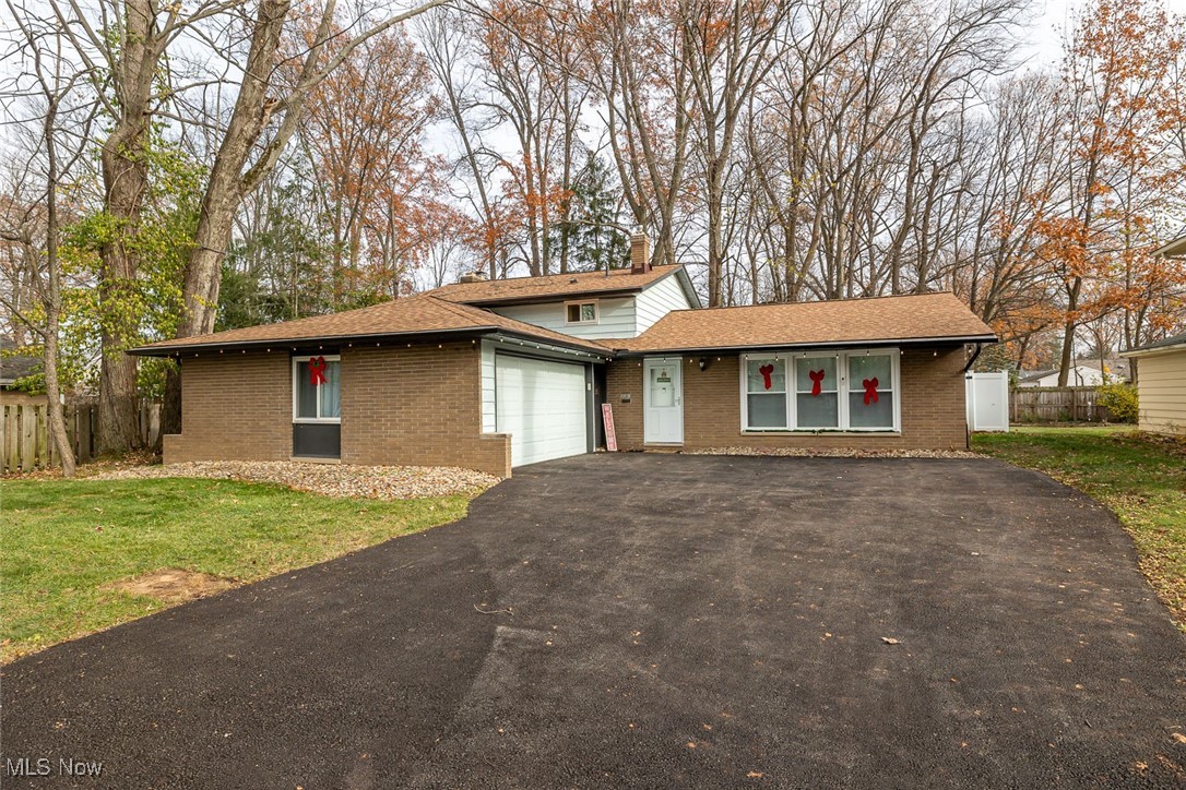 3081 W 230th Street, North Olmsted, Ohio image 3