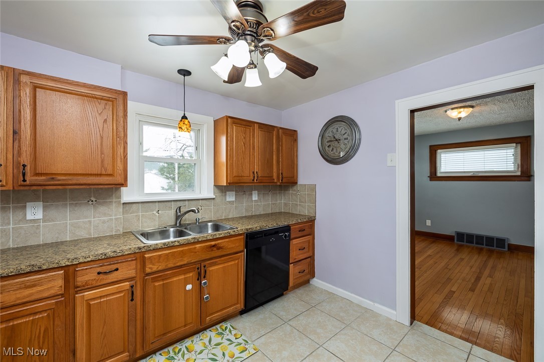 7800 Lanyard Drive, Parma, Ohio image 10