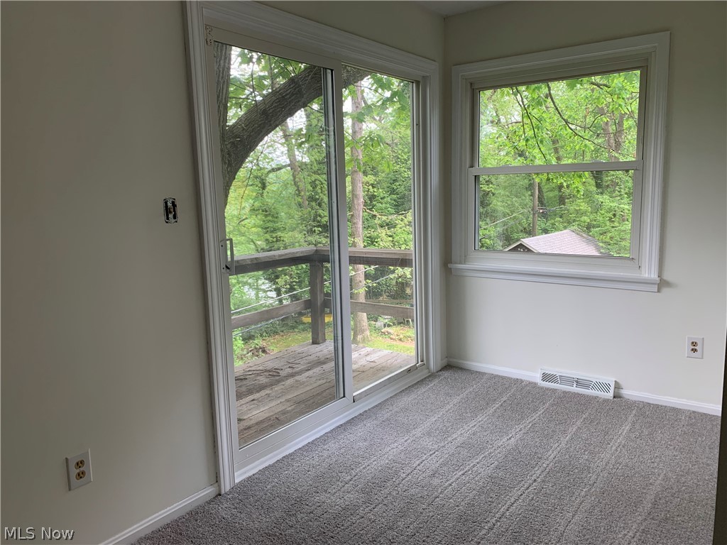 Cuyahoga River Estate - Residential