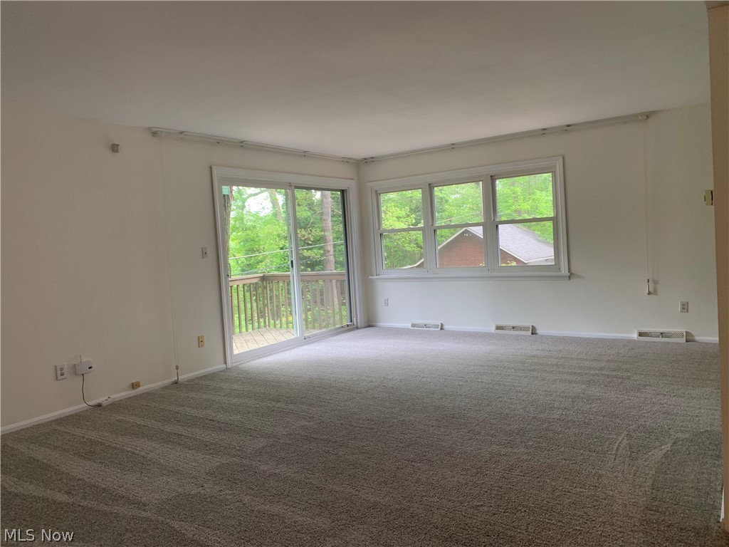 Cuyahoga River Estate - Residential