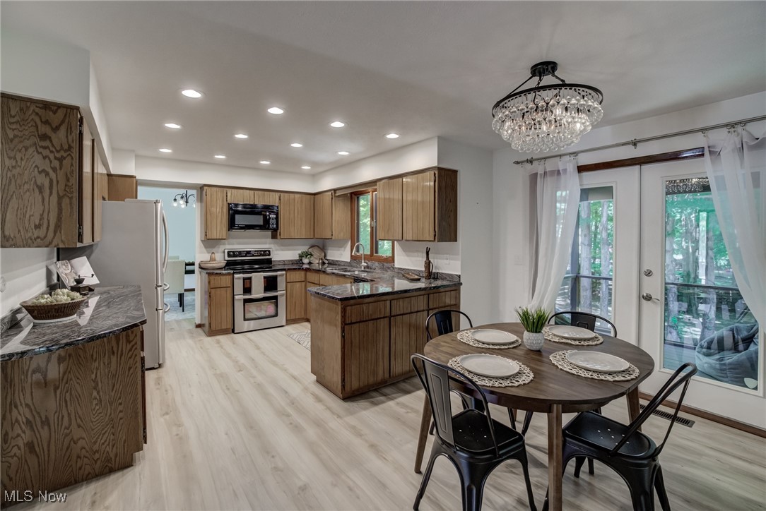 Cheswick 02 - Residential