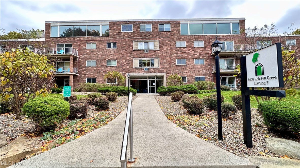 Nob Hill Condo - Residential Lease