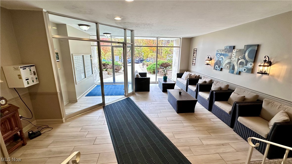 Nob Hill Condo - Residential Lease