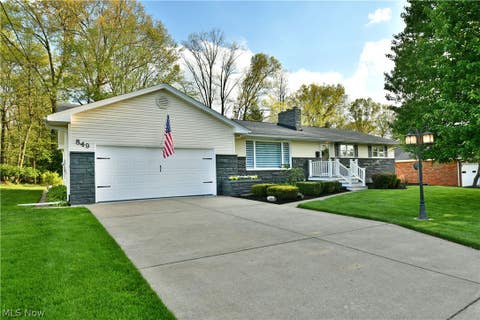 Homes For Sale - 849 Brookfield Avenue<br/> Mahoning County, Youngstown, OH 44512