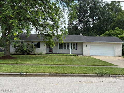 Photo for 1844 Crestview Drive