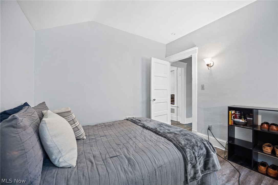 H B Pumphreys Resub - Residential Income