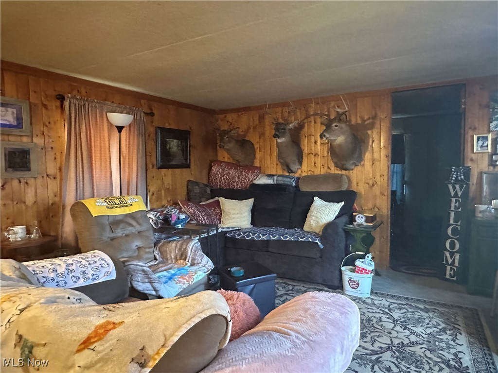 8051 Antigua Road, Sherrodsville, Ohio image 14