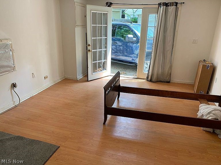 Coventry Cedar - Residential