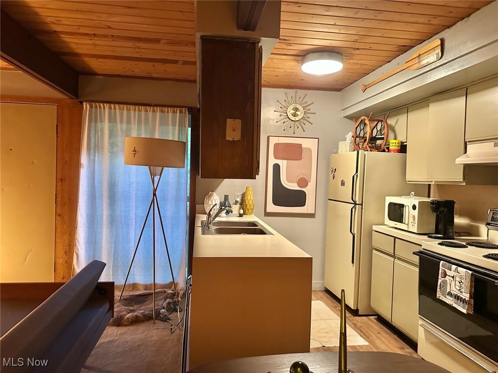 Timber Top Condo - Residential