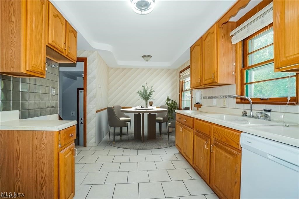 Shaker Lee - Residential