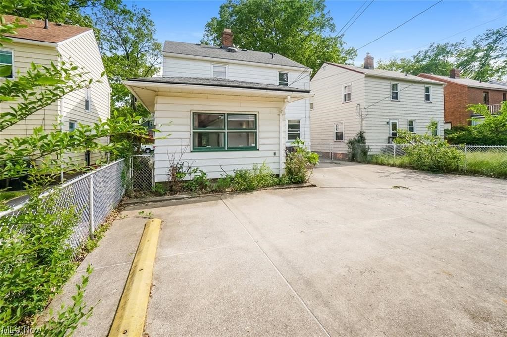 Shaker Lee - Residential