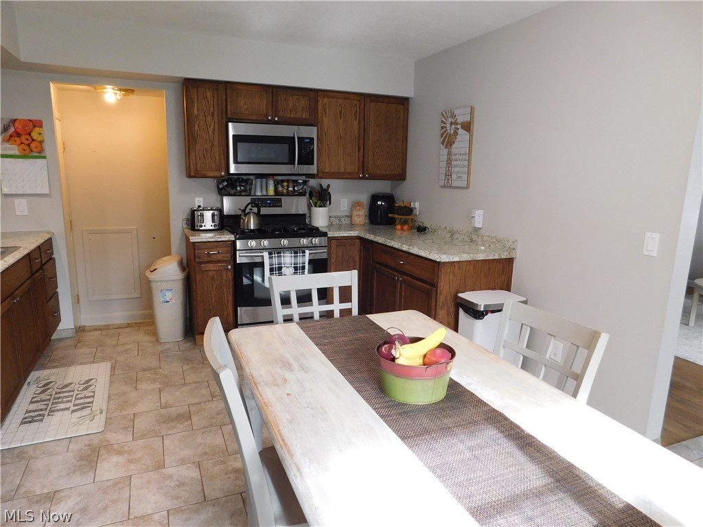 Tree Lane 02 - Residential