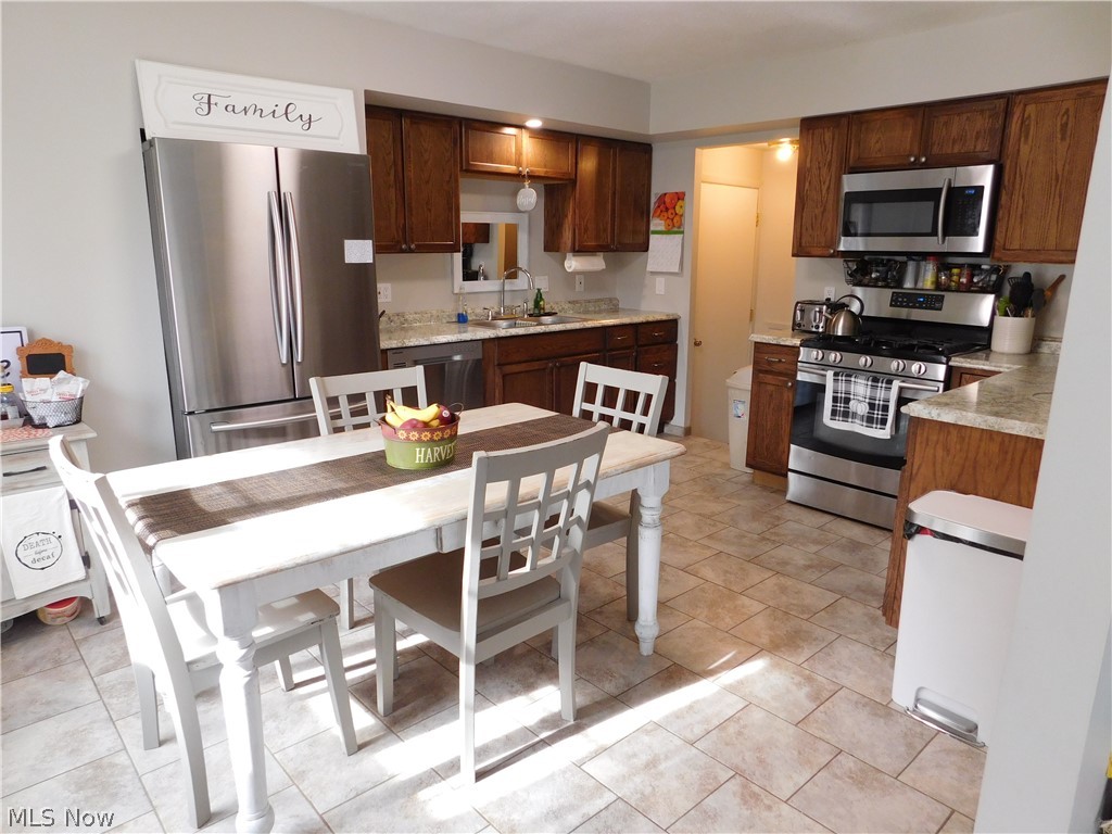 Tree Lane 02 - Residential