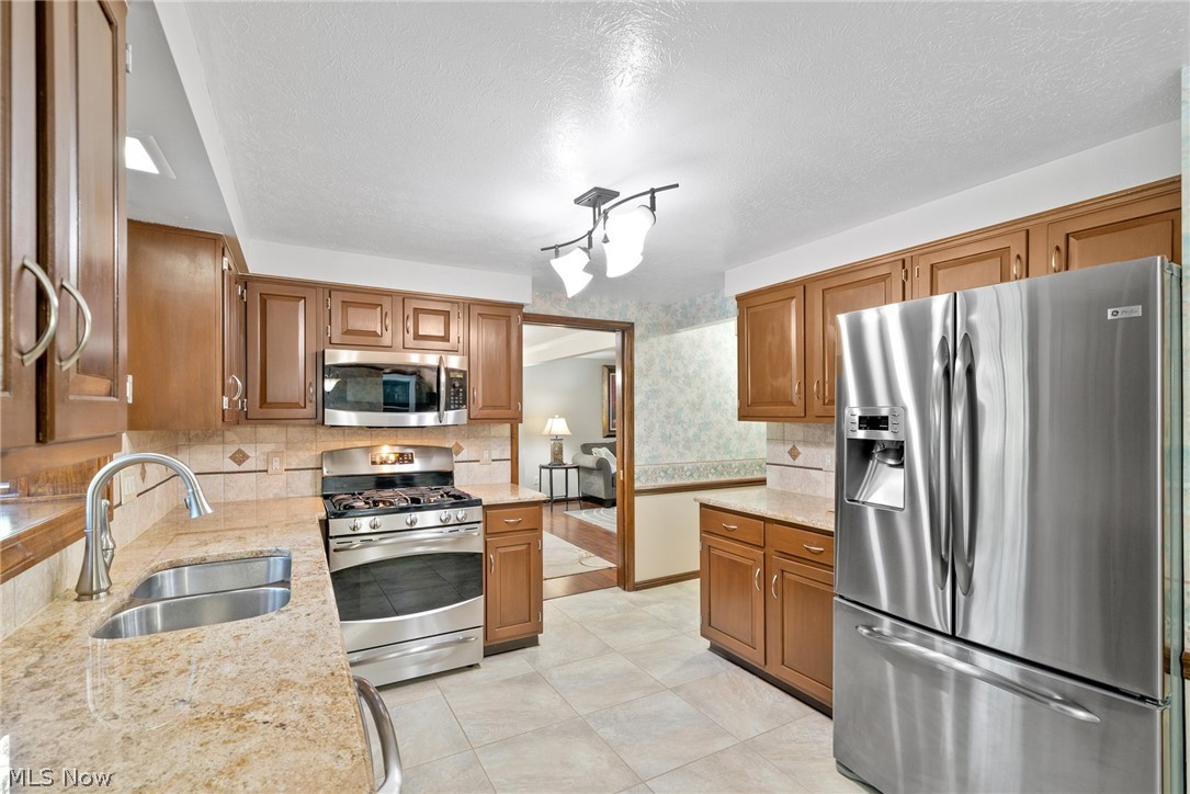 Hunting Mdws 09 - Residential