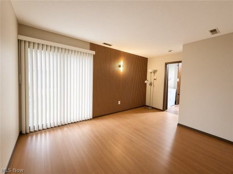 Tiny photo for 3420 Mayfield Road, Cleveland Heights, OH 44118 (MLS # 5238979)