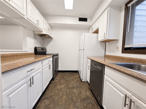 Tiny photo for 3420 Mayfield Road, Cleveland Heights, OH 44118 (MLS # 5238979)
