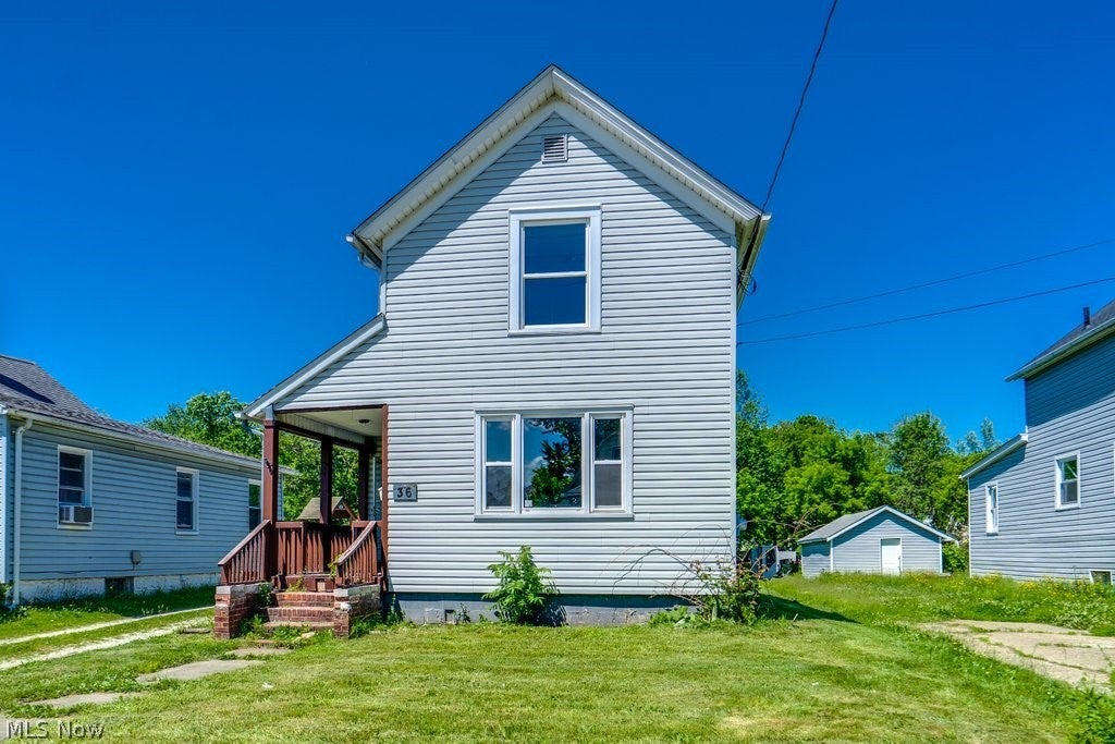 Photo of 36 21st Street NW, Barberton, OH 44203 (MLS # 5214658)