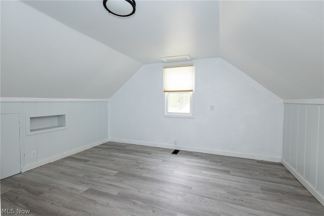 Inwood Beach 02 - Residential