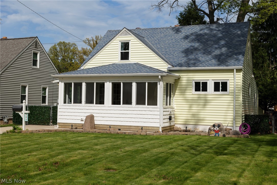 Inwood Beach 02 - Residential