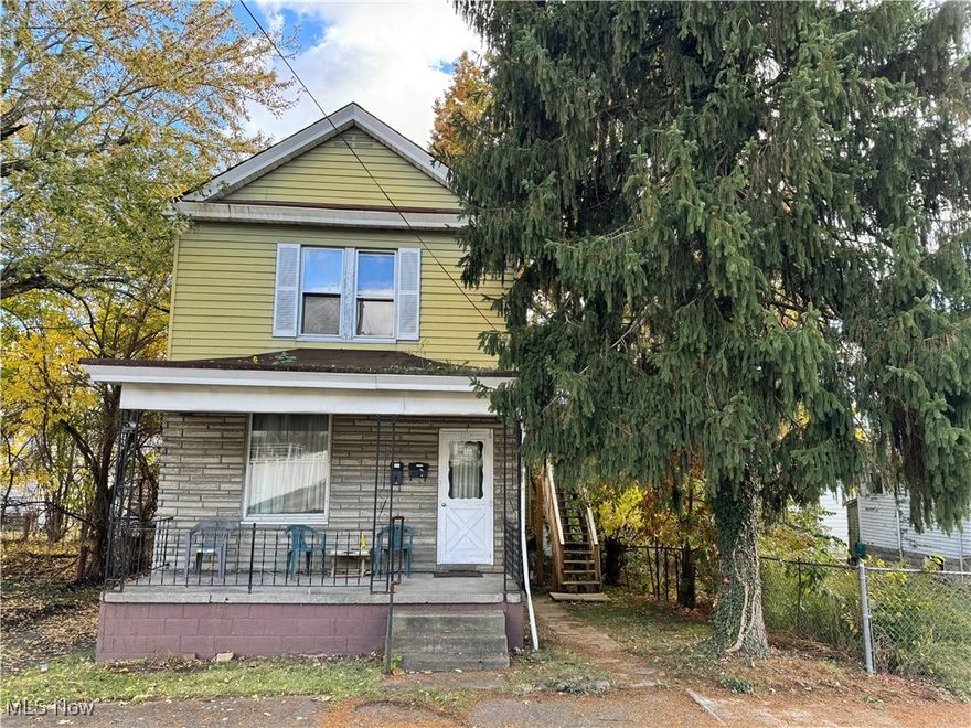 FIRST FLOOR Spacious 1 Bed/1 Bath apartment of this duplex with private entrance is available immediately in Martins Ferry! Includes Refrigerator and Gas Range. Washer and Dryer not included but hookups are in the basement. Landlord pays Water, Sewage, and Trash Collection; tenant pays Gas and Electric. No Smoking, pets may be negotiable. Interested parties must submit application with $75 fee and consent to Credit, Background, and Eviction Check. At time of leasing, security deposit and first month rent due. Once leased, tenant required to pay rent via ACH transfer to landlord. One Year lease required.