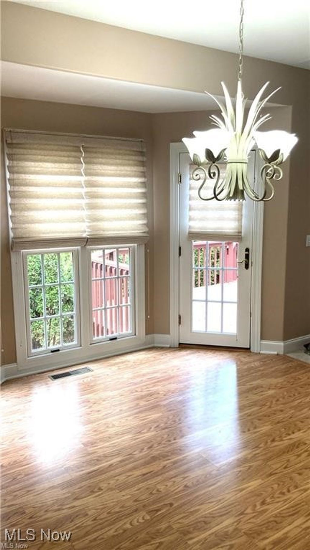 Photo of 325 Moccasin Trail, Girard, OH 44420 (MLS # 5174648)