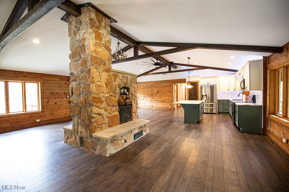 Sharon - Residential