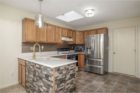 Tiny photo for 3385 Ash Lane, Cuyahoga Falls, OH 44223 (MLS # 5190175)