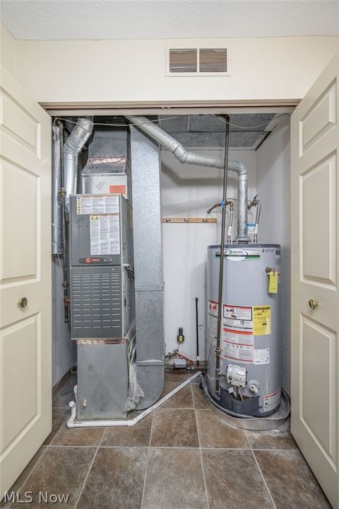 Tiny photo for 3385 Ash Lane, Cuyahoga Falls, OH 44223 (MLS # 5190175)